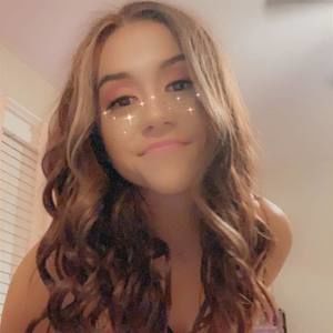 Meet your Posher, Marissa